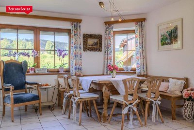 Attersee: Nähe Yachtclub - großes Landhaus Berg- und Atterseeblick