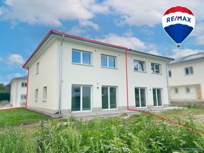 Familienfreundliche Doppelhaushälfte mit hellem  Wohnbereich und hochwertiger Ausstattung