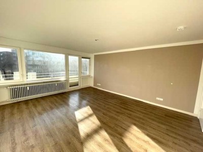 Gut geschnittene, sanierte 3-Zimmerwohnung in zentraler Lage - courtagefrei