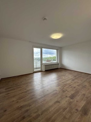Saniertes Apartment mit Balkon zu vermieten !