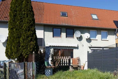 * Reihenmittelhaus auf Erbbaugrundstück * - modernisierungsbedürftige Immobilie in Harsum