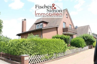 RESERVIERT-laufend gut unterhaltene Immobilie mit Garage, Keller u. schönem Garten, stadtnah gelegen