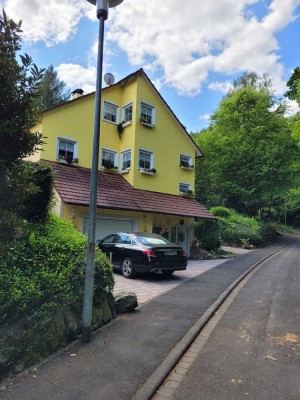 Exklusives freistehendes Haus am Waldrand....Video auf Anfrage