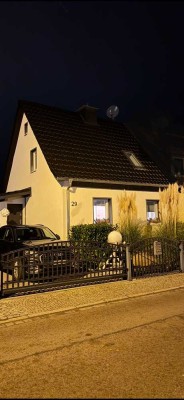 Haus in Halle(Saale) mit Anliegerwohnung und Nebengebäude.. gehobene Austattung