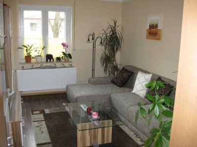 Top geschnittene helle  3 Zimmer Erdgeschosswohnung zu vermieten