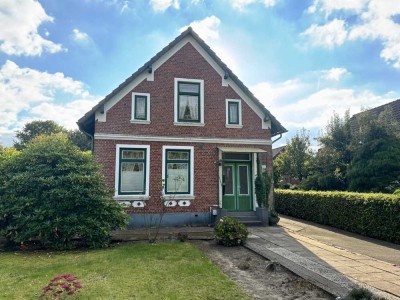 Ein Haus mit Charakter und Raum für Ihre Visionen!
