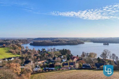 Moderne DG-Wohnung in ruhiger, seenaher Lage
