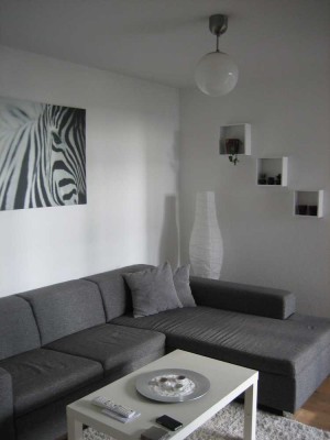 BEWERBUNGSSTOPP!      Stilvolle 2-Zimmer-Erdgeschosswohnung in Rheinnähe
