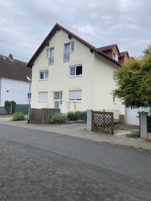 Helle 2-Zimmer-Wohnung mit Balkon in Obertshausen