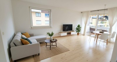 Provisionsfrei: Sonnige 4-Zimmer-Wohnung (93 m²) mit Loggia und Traumblick ins Grüne in St. Johann