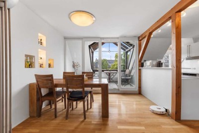 Lichtdurchflutete 4-Zi. Dachgeschoss-Maisonette-Wohnung in begehrter Toplage