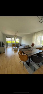 Helle 3-Zimmer-Wohnung mit Balkon & Tiefgaragenstellplatz in Pulheim