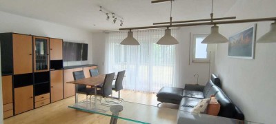 Möblierte 2-Zimmer Wohnung in Feldkirchen bei München. Auch f. kurze Zeiträume ab 3 Monate