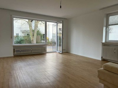 Ruhige 2-Zimmer-EG-Wohnung mit Terrasse und Garten in Oberursel (Taunus)