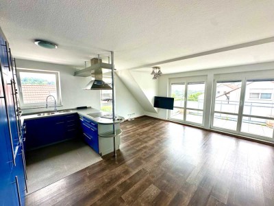 Gepflegte Zwei-Zimmer-Wohnung mit Balkon in Top Lage inkl. Tiefgaragenstellplatz!