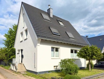 Platz zum Leben und zum Wohlfühlen – modernisiertes Einfamilienhaus mit Charakter