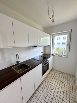 Wunderschöne, helle 2-Zimmer-Wohnung mit Balkon und Einbauküche in Bonn