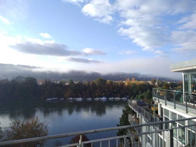 Exklusive Penthouse Wohnung mit traumhaftem Rheinblick