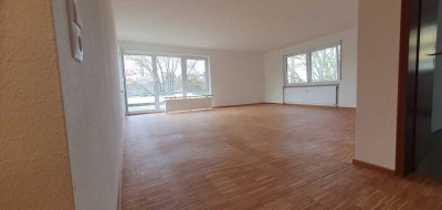 WÜ/Gerbrunn: Erstbezug nach Sanierung - 3 Zimmer - ruhiges Wohnen mit Blick ins Grüne