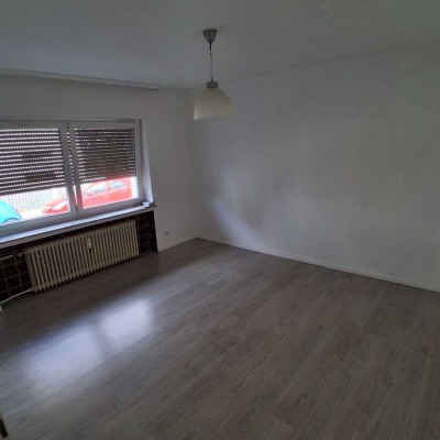 Geräumige, vollständig renovierte 1-Zimmer-Wohnung in Witten