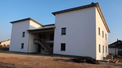 Erstbezug: Helle 3-Zimmer Wohnung mit Balkon in Dingolfing