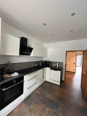 Charmanter Bungalow zur Miete – Erholung & Wohnen am Rhein in Uedesheim!