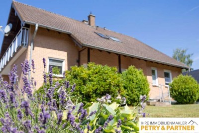 EIN HAUS, VIELE MÖGLICHKEITEN – FREISTEHENDES EINFAMILIENHAUS MIT EINLIEGERWOHNUNG