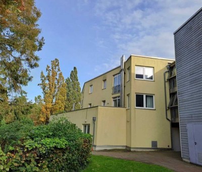 Kleine Seniorenwohnung mit Fahrstuhl an  den beliebten Wallanlagen