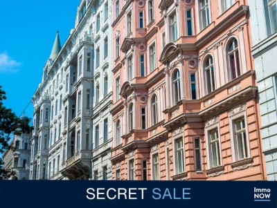 Exklusiv! Sanierte Altbauwohnung mit Balkon nahe Wilmersdorfer Straße!