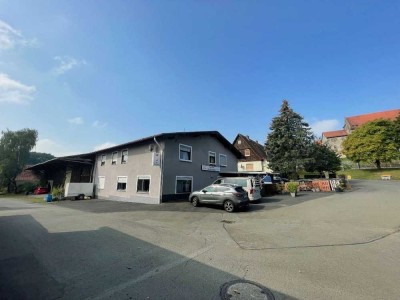 Großes Wohnhaus mit Gaststätte 15 km von Hünfeld entfernt!