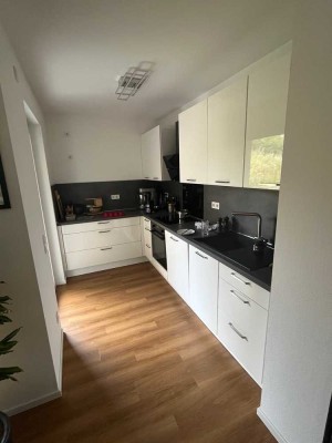 Exklusive 3-Zimmer-Wohnung mit gehobener Innenausstattung mit Balkon in Bergisch Gladbach