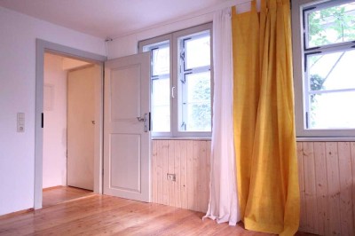 Schöne 1-Zimmer-Altbauwohnung im Herzen der Altstadt