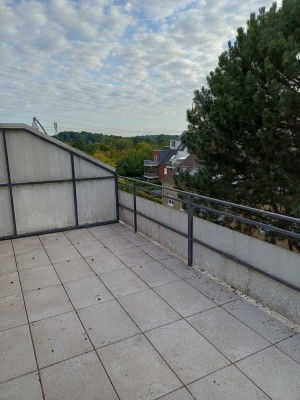 Dachgeschosswohnung mit exklusiv zugänglichen Trocknungsraum in Neuss-Vogelsang