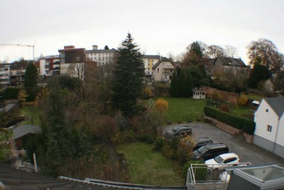 Außergewöhnliche 3,5-Zimmer-Loft-Wohnung mit gehobener Innenausstattung mit Aussicht über Mettmann