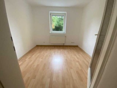 Lichtdurchflutete 3 Zimmer Wohnung  in Top Lage in Dingolfing (frisch renoviert)