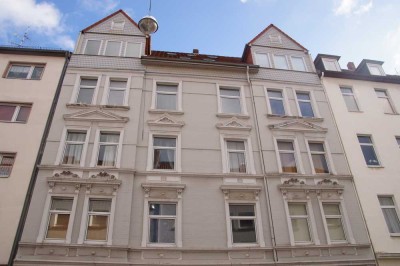 Sanierte, schöne und ruhige 2-Zi. DG-Maisonette-Wohnung
