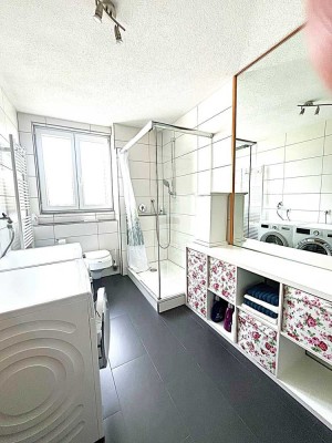 Schnaitheim- Große Doppelhaushälfte in zentraler Wohnlage, Garage, Dachterrasse, gute Vermietbarkeit