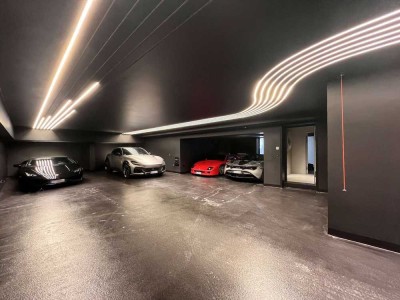 DesignVilla mit Indoor-Pool & 4-Platz-Tiefgarage – Ihr neues Statement