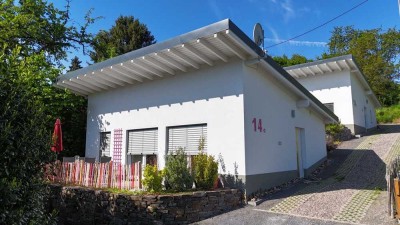 Zwei moderne Ferienhäuser in Löf - Ihre Investitionschance in bester Mosellage!