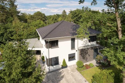 Wohnen, wo andere Urlaub machen! Moderne 7-R Stadtvilla in abs.ruhiger Lage nahe Flkh See