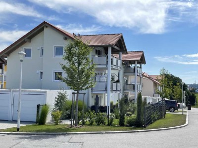 3 Zi, mit Balkon und EBK (Baujahr 2020)