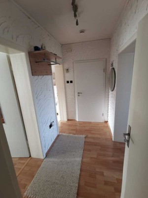 Sonnendurchflutete 3-Zimmer-Wohnung mit Süd-Balkon