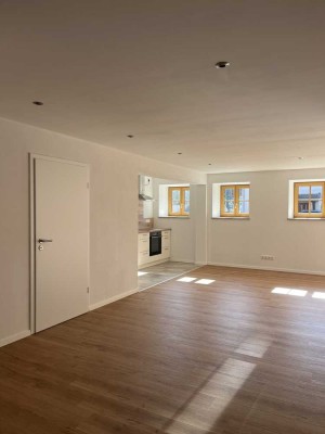Helle 1-Zimmer Wohnung EG