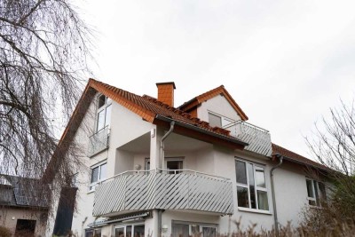 HN-Ost Großzügige DG Wohnung mit Loggia