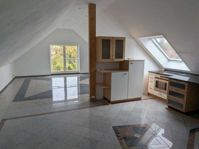 1 Zimmer Dachgeschoss Wohnung mit 53 m² in Wesseln