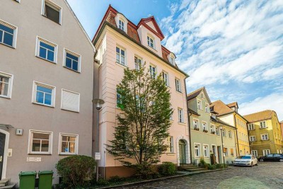 HEGERICH: Denkmalgeschützte Kapitalanlage im Herzen von Schwabach!