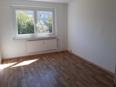 Schöne 3-R-Wohnung im 3. Geschoss