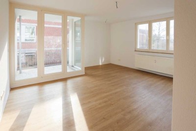 Helle 2-Zimmer-Wohnung mit Balkon im Kirchsteigfeld
