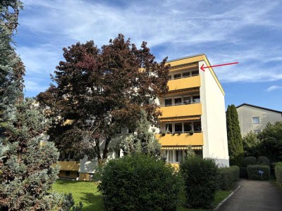 Charmante Dachgeschosswohnung mit 3 Zimmern