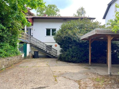 Wohnfreundlicher Bungalow mit viel Potenzial, Garten und mehreren Terrassen in Bad Münstereifel